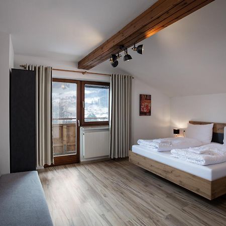 Alpine View Apartments นีเดิร์นซิลล์ ภายนอก รูปภาพ