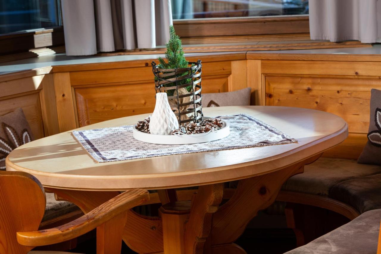 Alpine View Apartments นีเดิร์นซิลล์ ภายนอก รูปภาพ